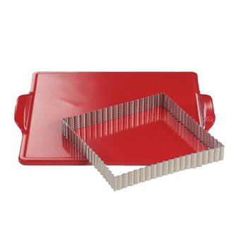 Bake plate and square perforated fluted frame for pies and cakes